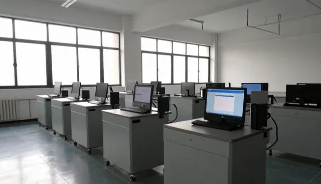 在线课程教学反馈中师资问题的处理策略